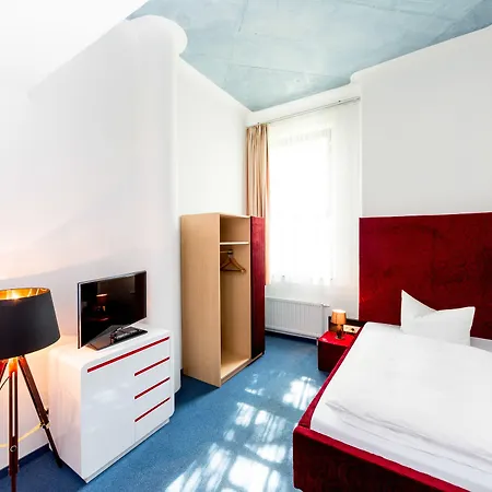 Aparthotel Magdeburg-3